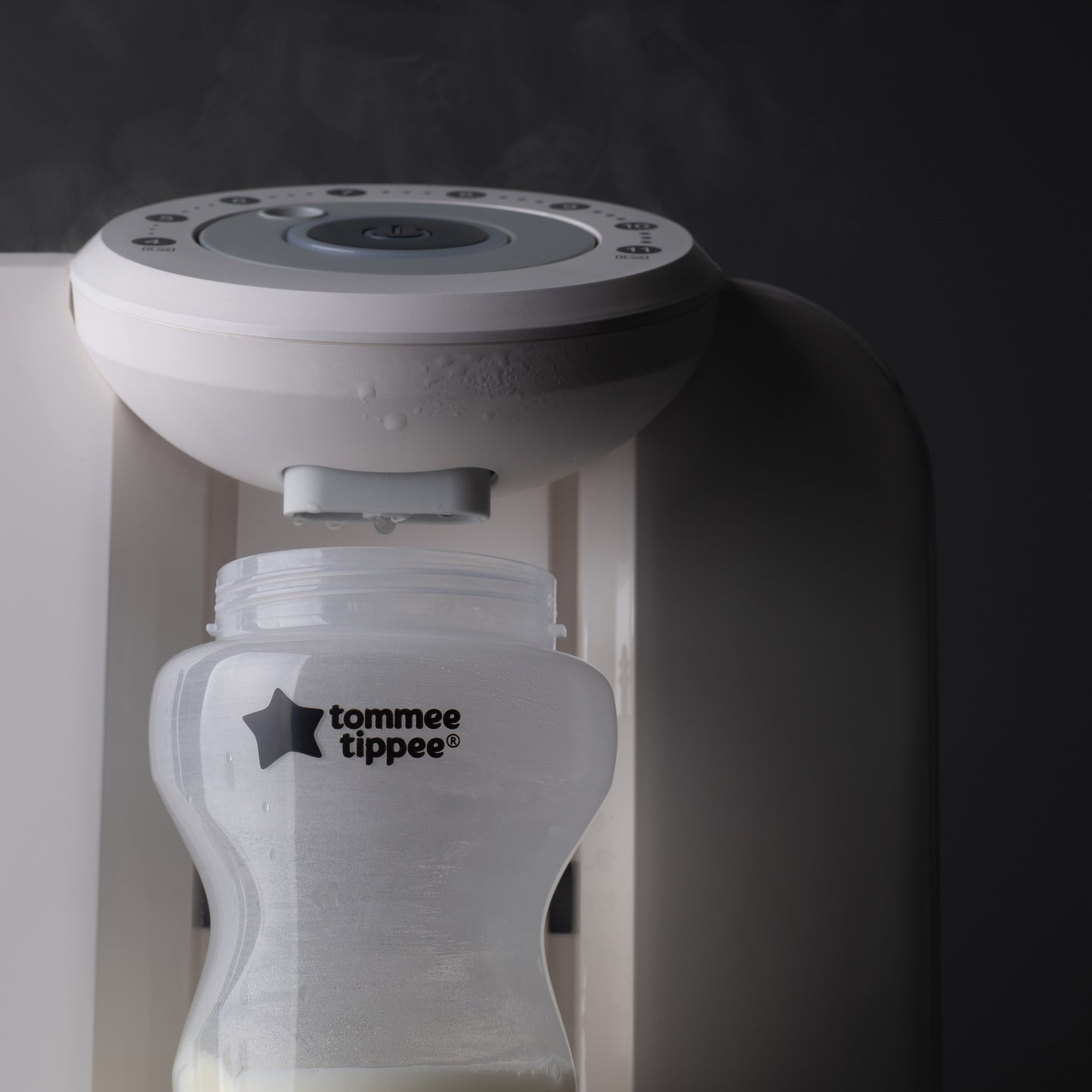 Tommee Tippee Perfect Prep Machine – Fast Bottle Maker for Formula Feeds in 2 Minutes