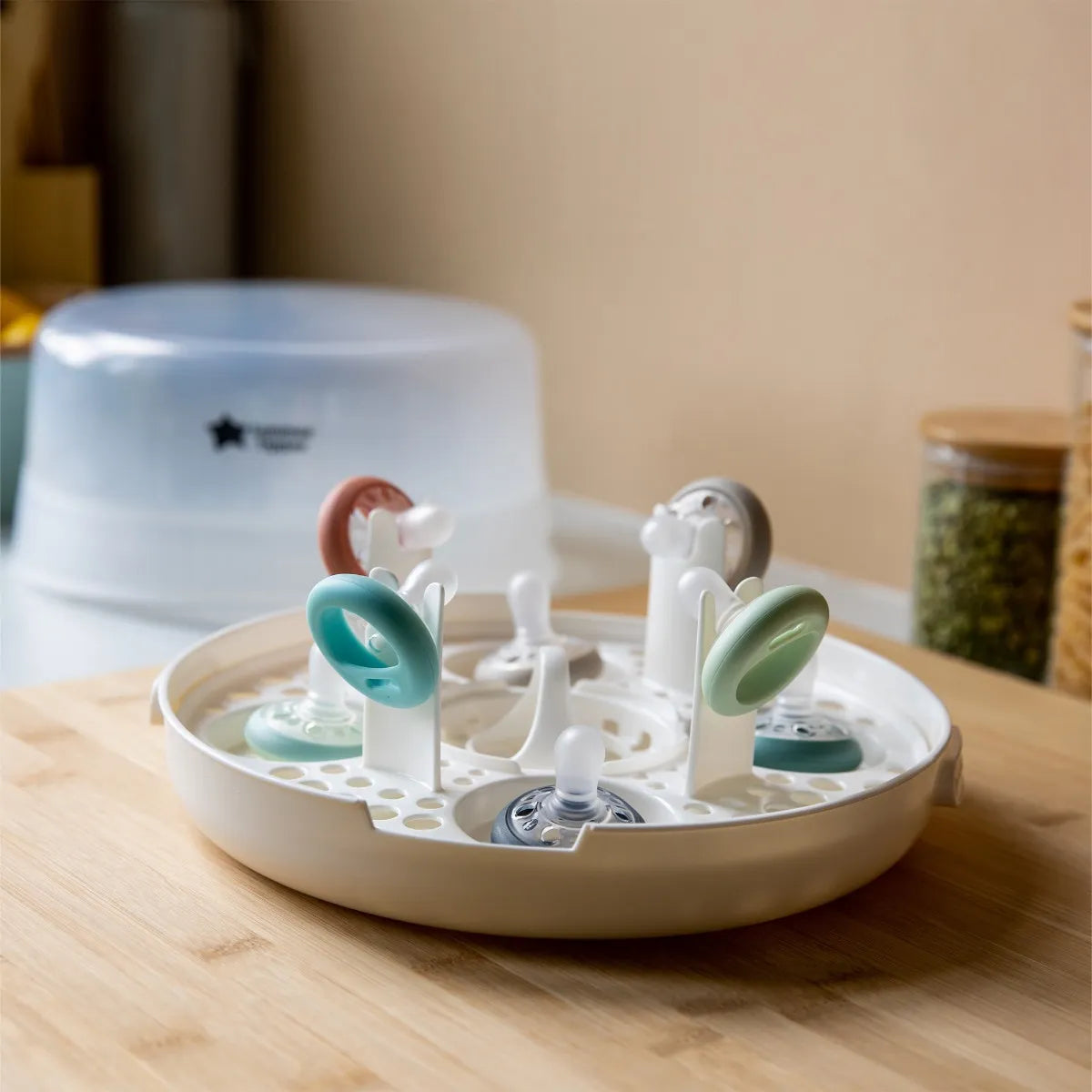 Tommee Tippee Microwave Steam Steriliser – Compact & Fast Bottle Steriliser (4-Minute Cycle)