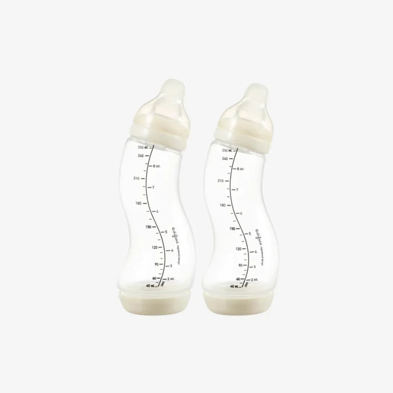 Difrax Newborn Starter Set – Anti-Colic Bottles & Pacifiers for 0-6 Months