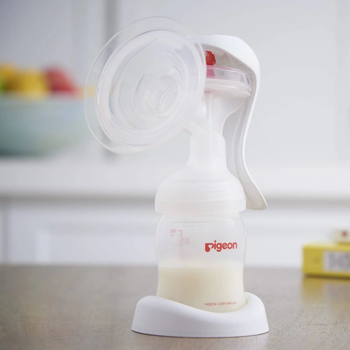 Pigeon Manual Breast Pump – New Series